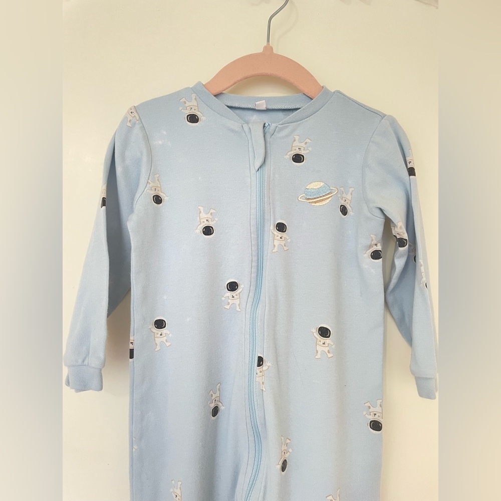 5/$30♥️Pekkle-Pastel Blue Astronaut Baby Onesie